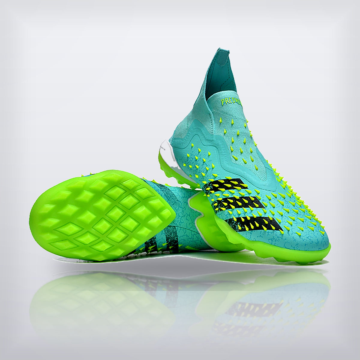Tachos Predator Freak.1 TF Showpiece Pack Turquesa — X Cleats MX
