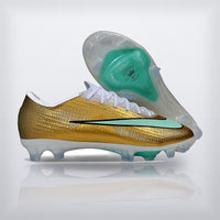 Mercurial Vapor 17 Mbappe con la suela blanca a la vista