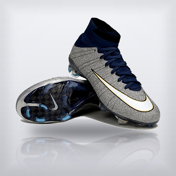Superfly 4 CR7 Silverware con la suela a la vista